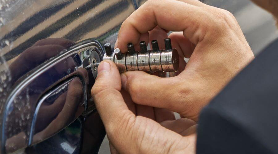 Expert Emergency Roof Repairs services in Sherrodsville, OH